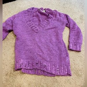 purple v neck sweater, sleeves stop after elbows